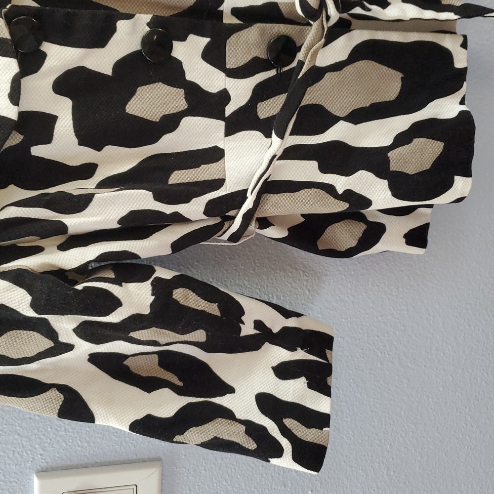 Sandro Black and White Leopard Patterned Blazer - image 2